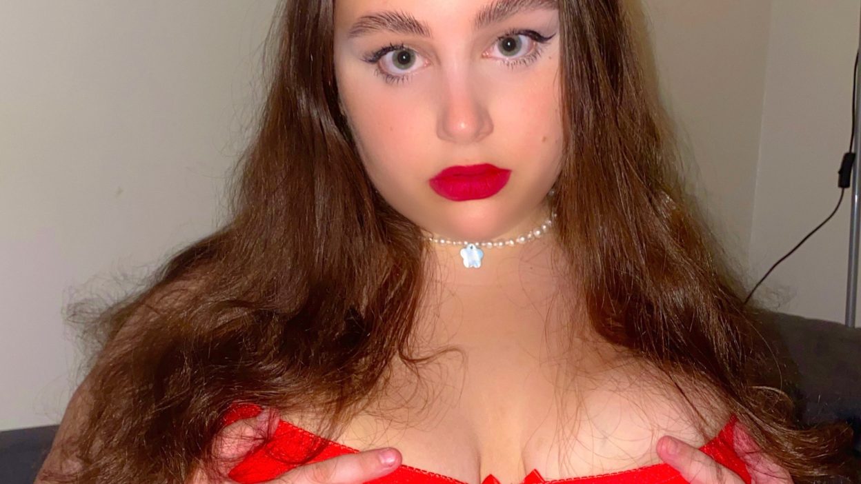 Cherrychells OnlyFans Profile